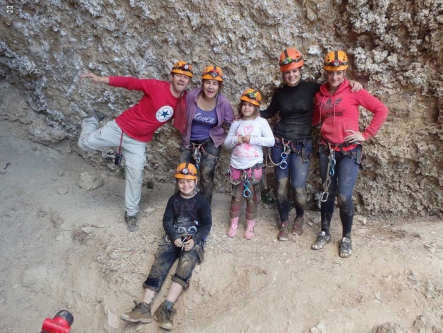 Fueara de la gruta inspeccionada